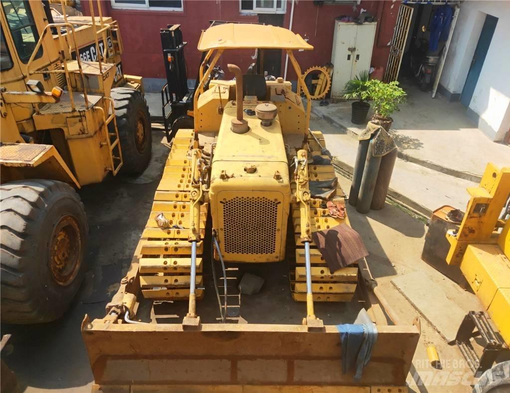 CAT D 4 E Vikšriniai buldozeriai