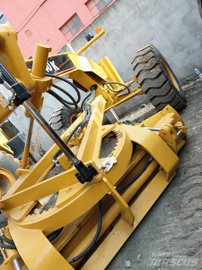 CAT 140K Greideriai