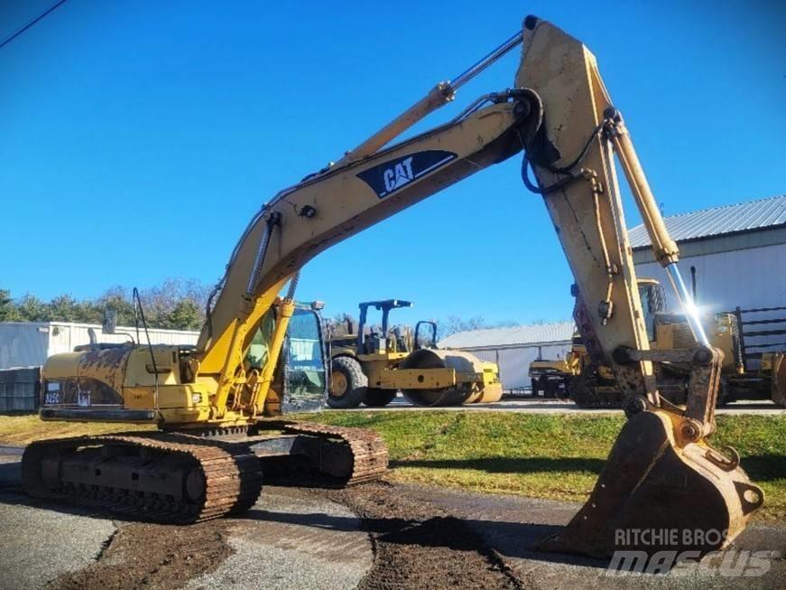 CAT 325 CL Vikšriniai ekskavatoriai