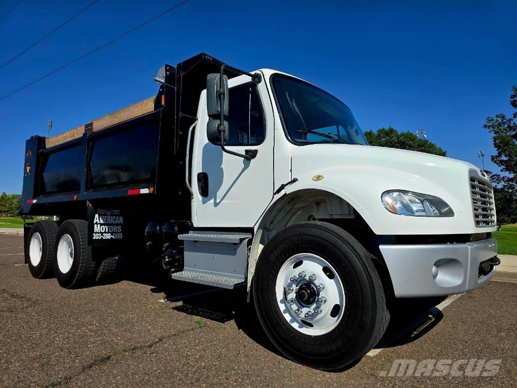 Freightliner M 106 Savivarčių priekabų vilkikai