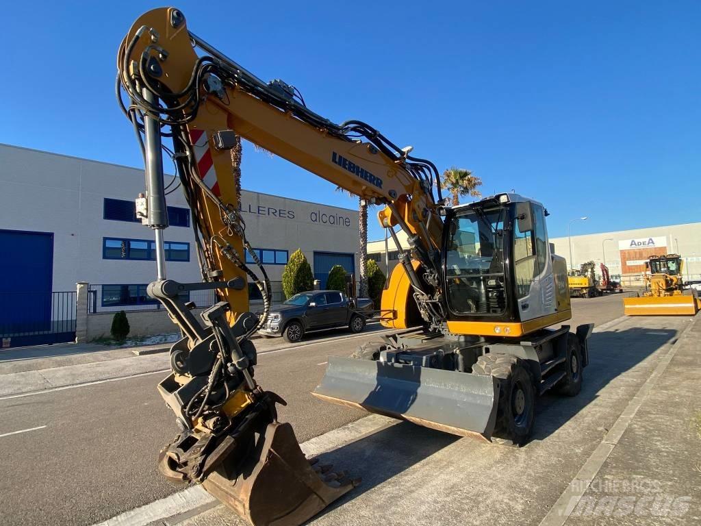 Liebherr A 914 Ratiniai ekskavatoriai