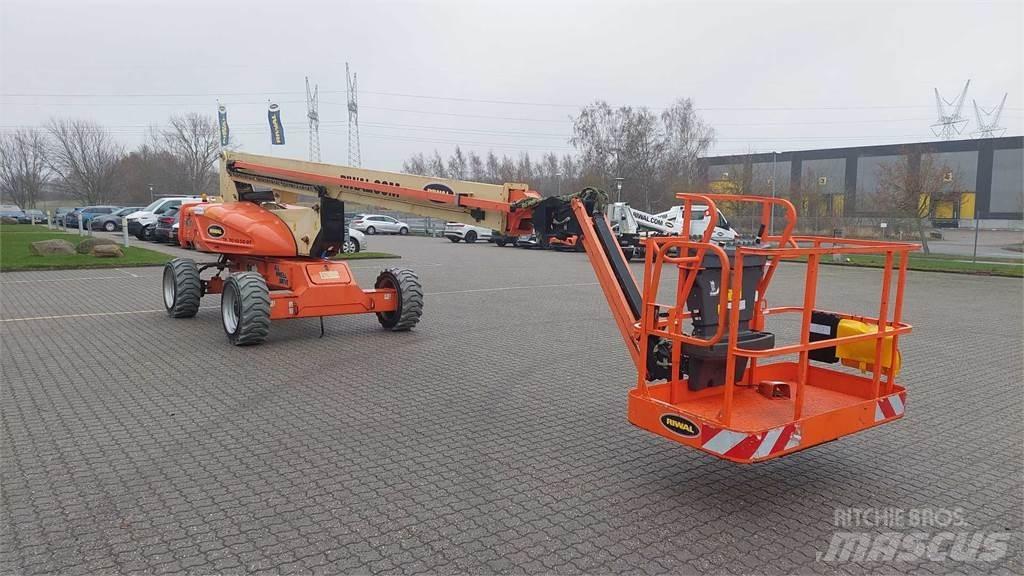 JLG M600JP Teleskopiniai keltuvai
