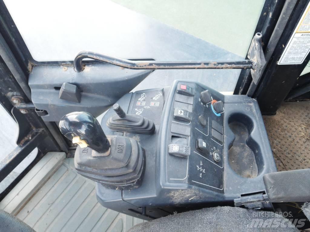 CAT 908 Naudoti ratiniai krautuvai
