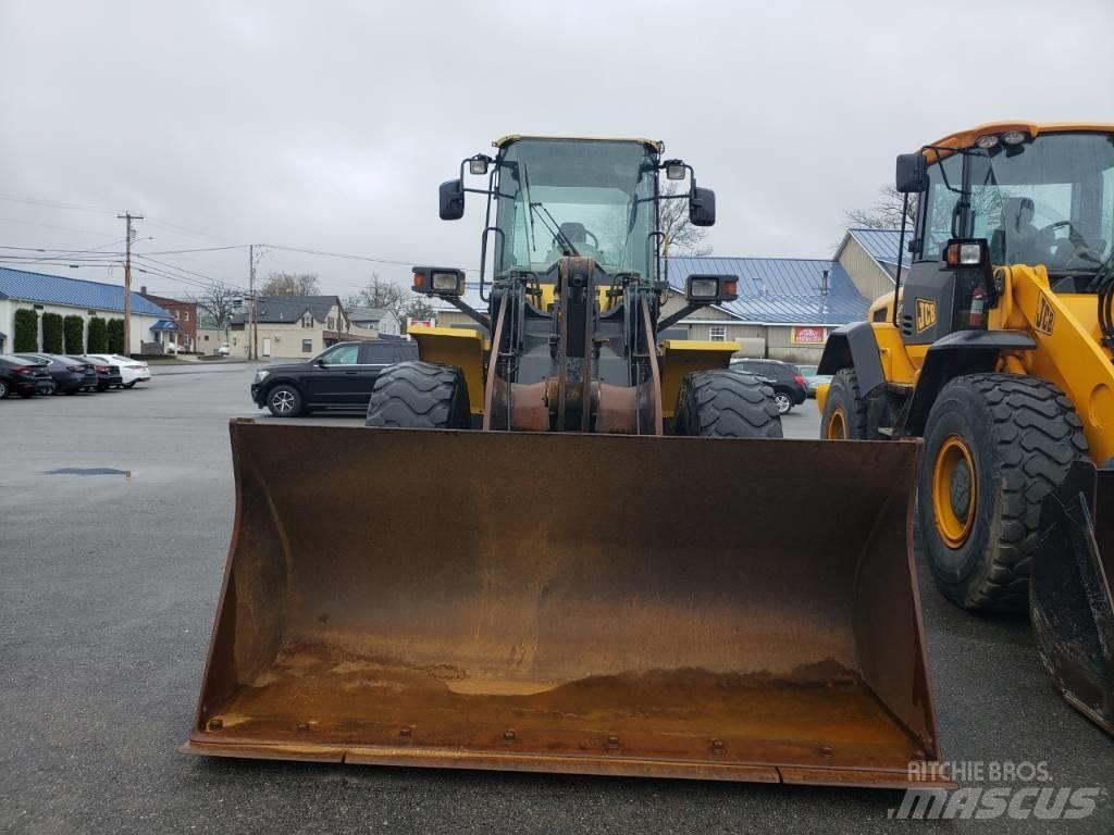 Komatsu WA 200 Naudoti ratiniai krautuvai