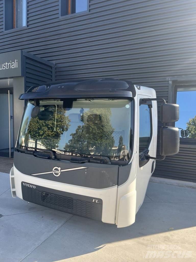 Volvo Day Cab Kabinos ir salonai