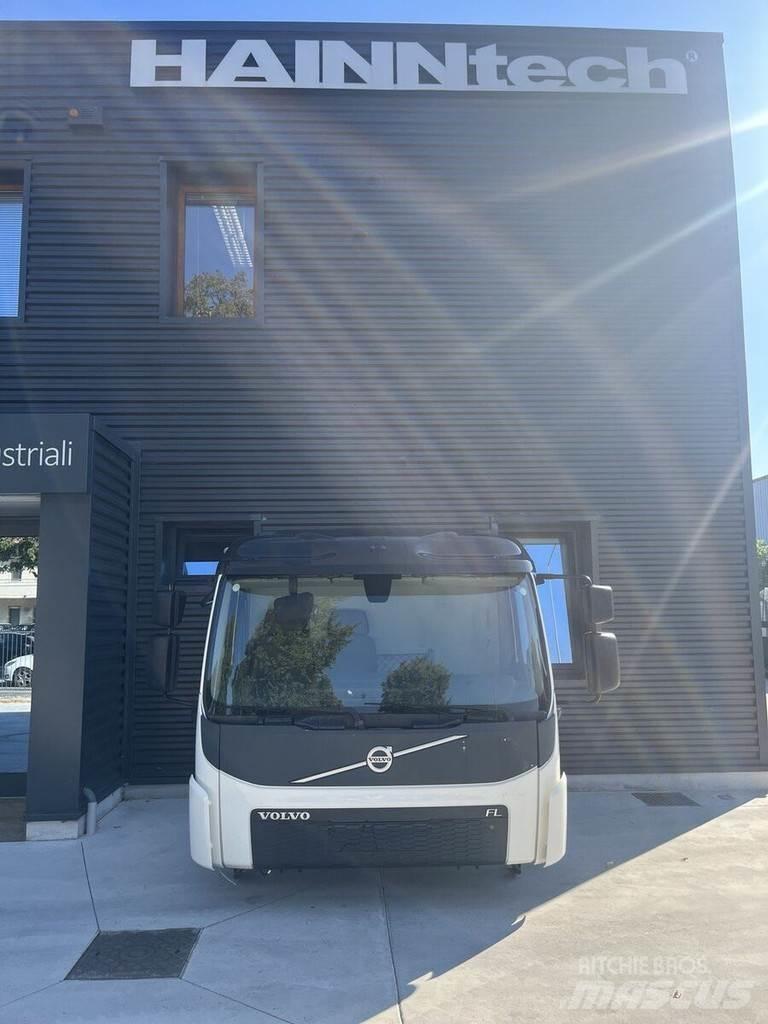 Volvo Day Cab Kabinos ir salonai