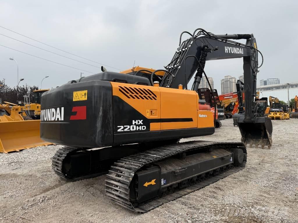 Hyundai HX 220 Vikšriniai ekskavatoriai