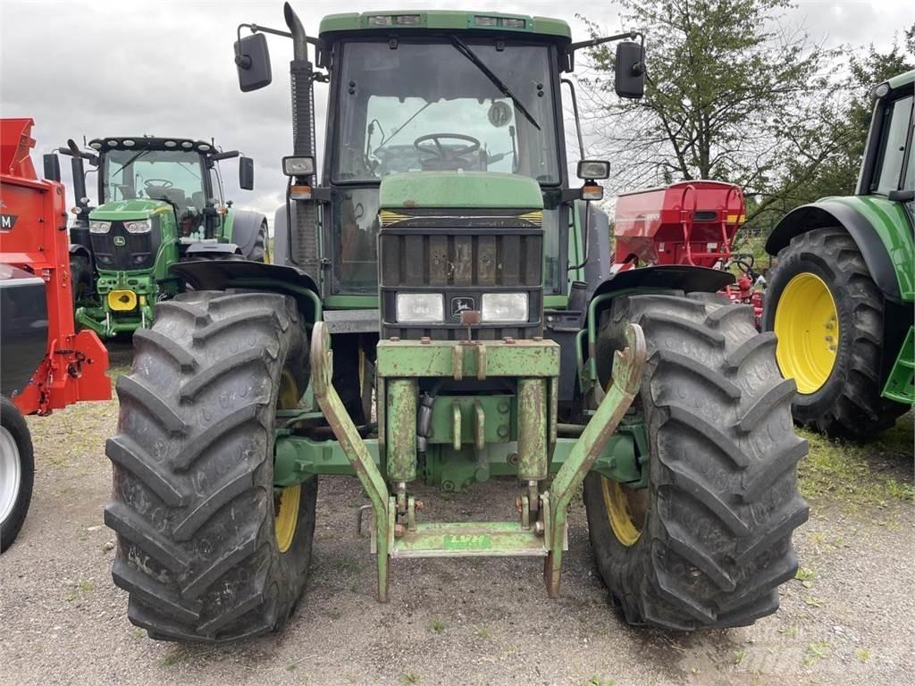 John Deere 6800 Traktoriai