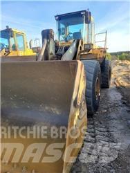 Volvo L180C Naudoti ratiniai krautuvai