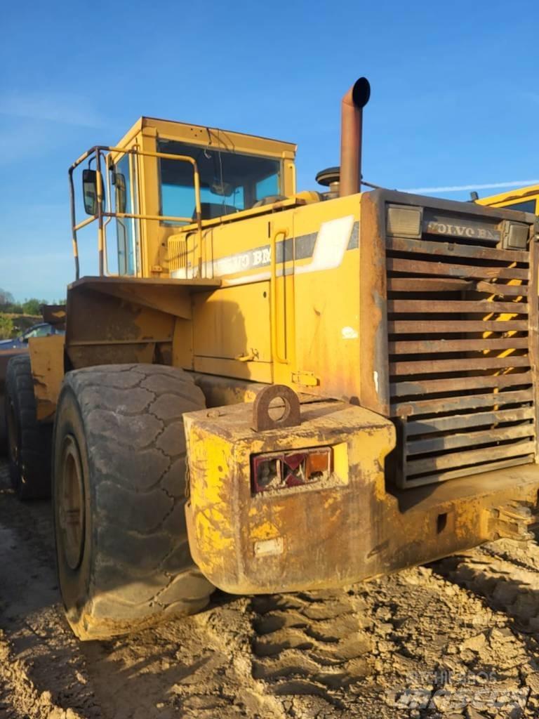 Volvo L180C Naudoti ratiniai krautuvai
