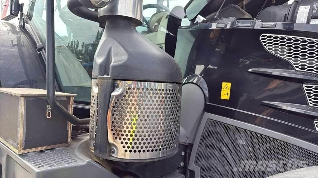 Fendt 828 Vario 0 Traktoriai