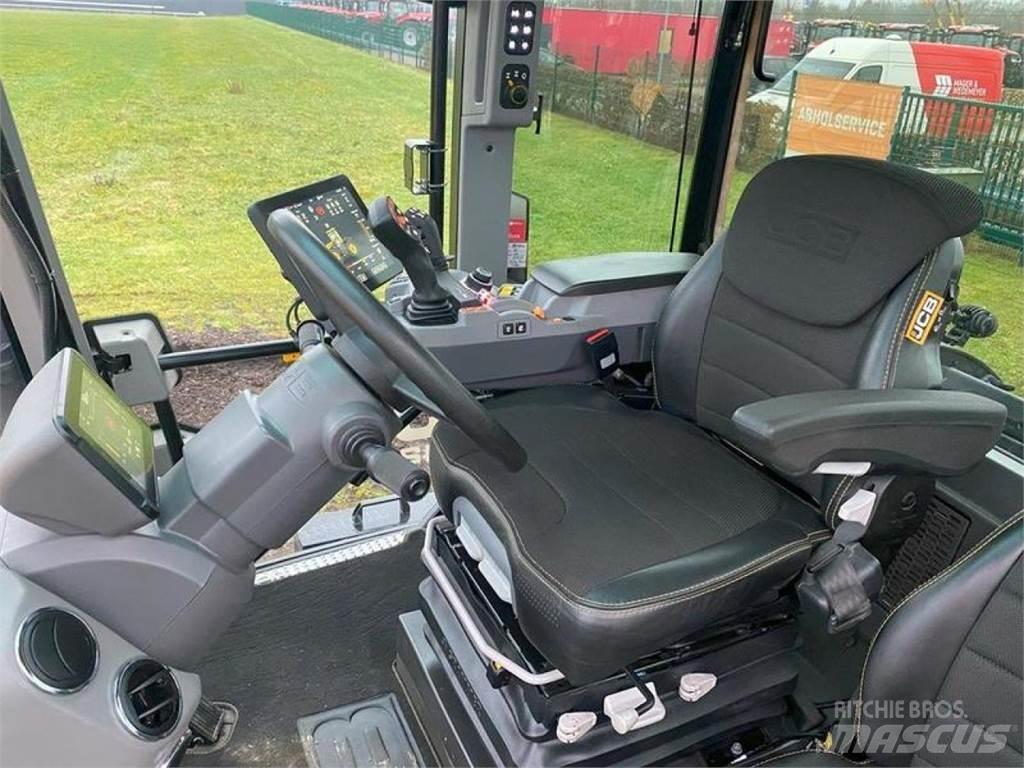 JCB 4220 ICON Traktoriai