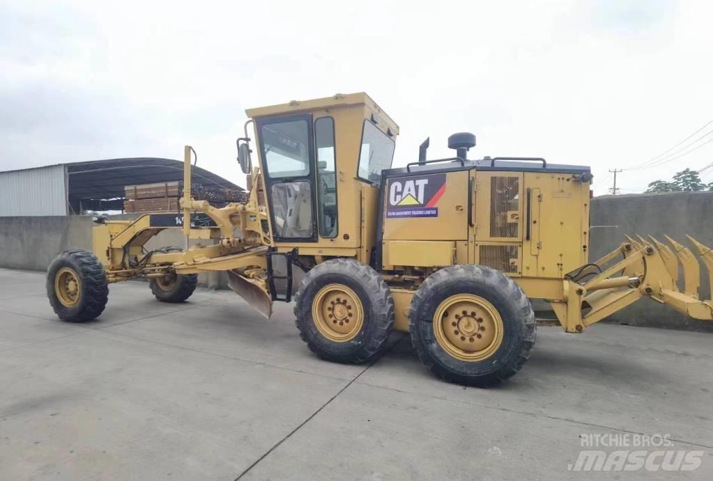 CAT 140 K Greideriai