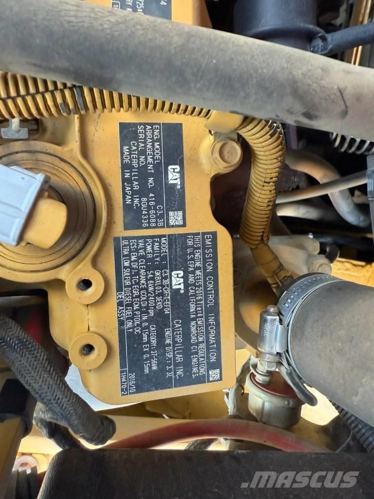 CAT 906M  1831h Naudoti ratiniai krautuvai