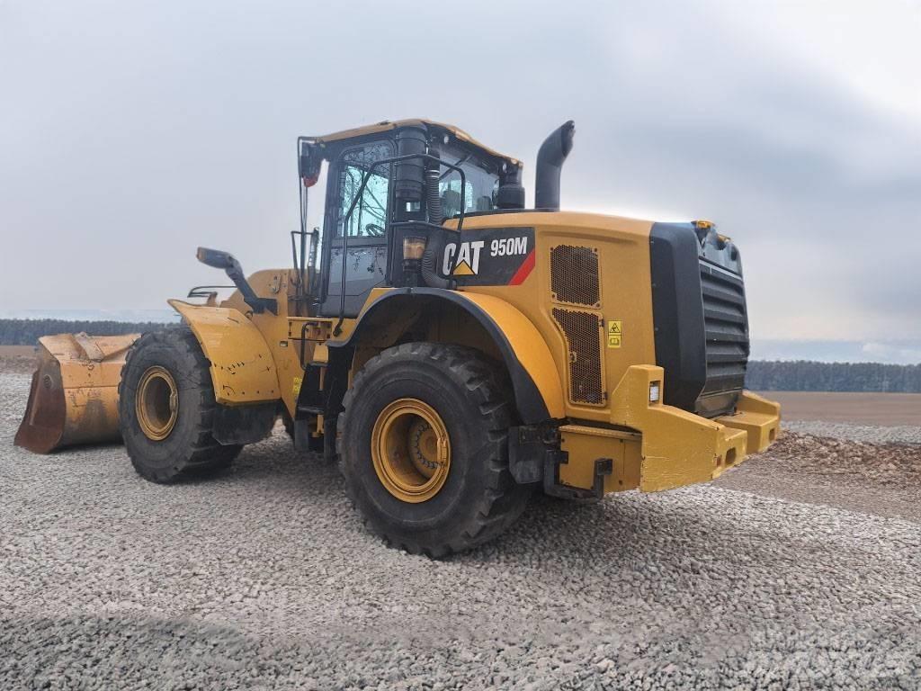 CAT 950 M Naudoti ratiniai krautuvai