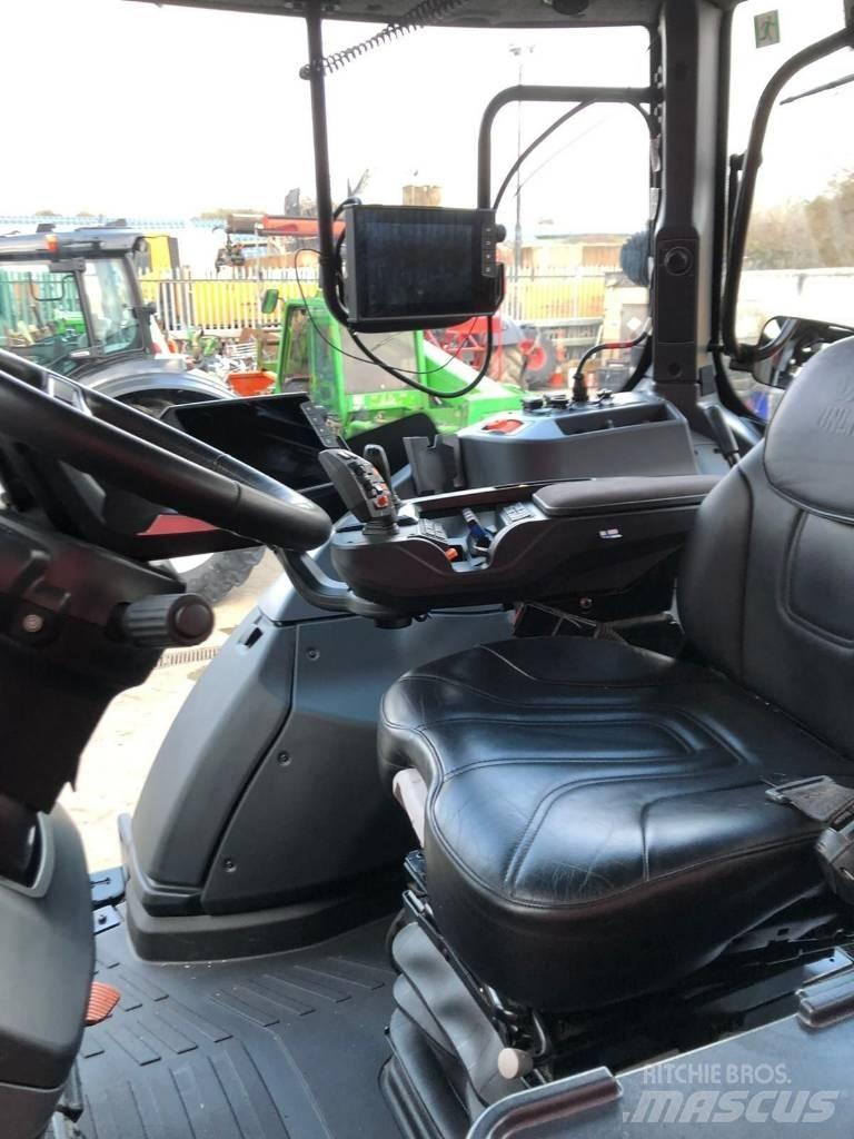 Valtra T235V Traktoriai