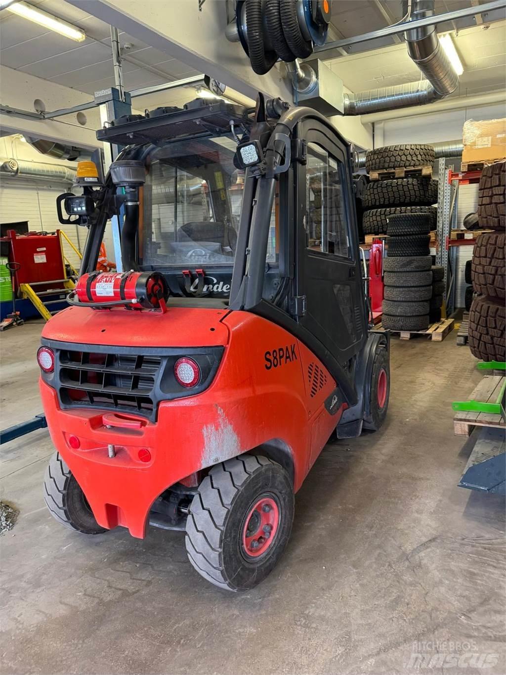 Linde H30D-02 Dyzeliniai krautuvai