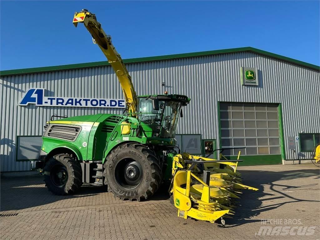 John Deere 8400i Pašarų kombainai