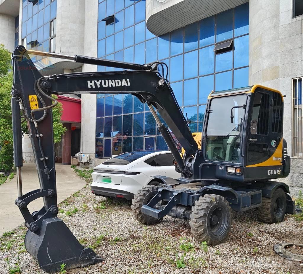 Hyundai Robex 60 VS Mini ekskavatoriai < 7 t
