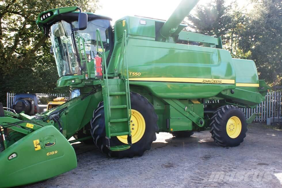 John Deere T 550 Derliaus nuėmimo kombainai