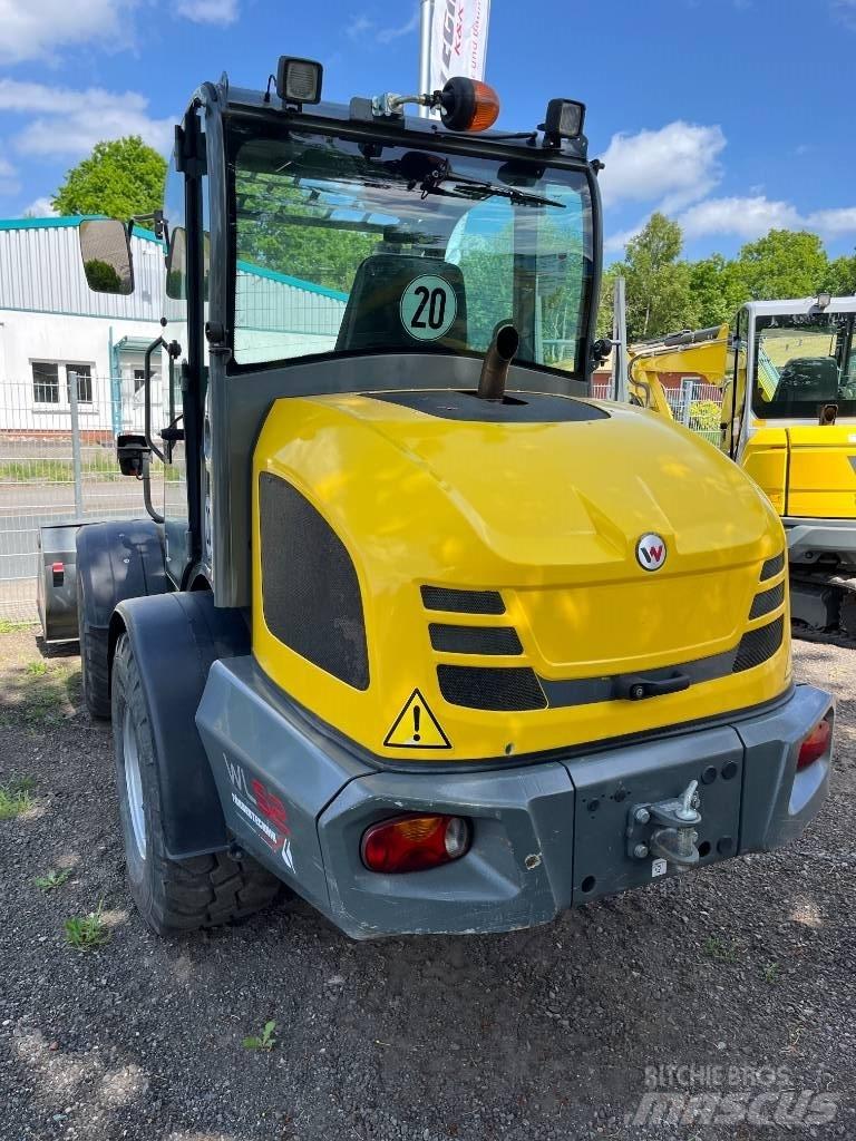 Wacker Neuson WL 52 Naudoti ratiniai krautuvai