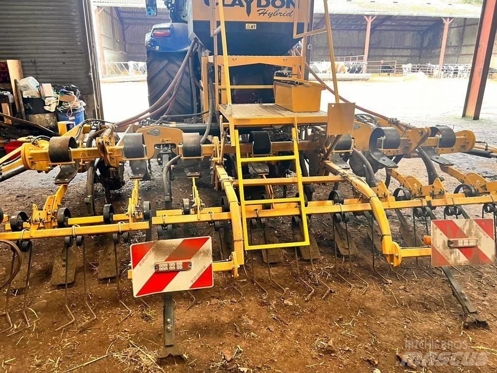 Claydon HYBRID 4 Sėjimo technika
