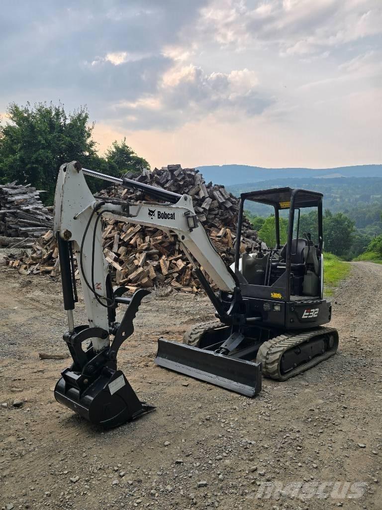 Bobcat E 32 Mini ekskavatoriai < 7 t