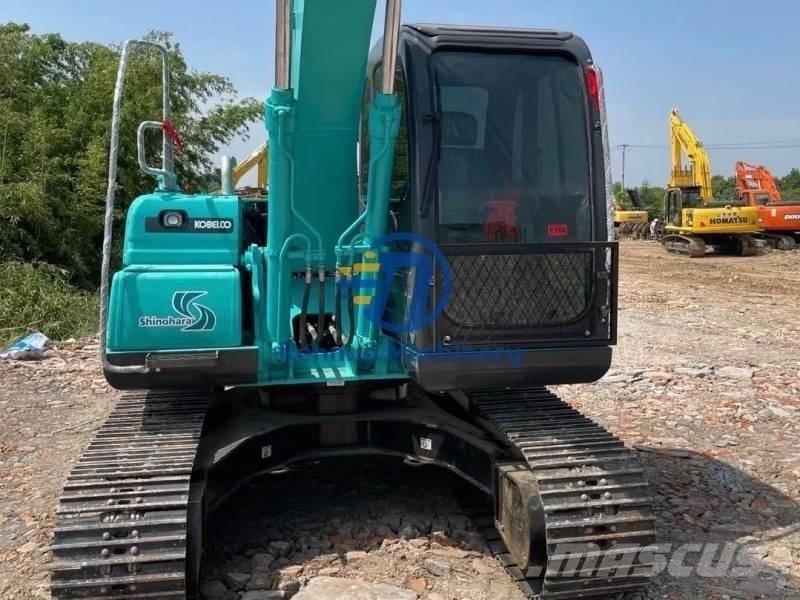 Kobelco SK140 LC Vikšriniai ekskavatoriai