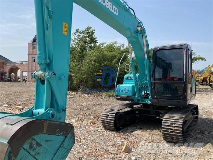 Kobelco SK140 LC Vikšriniai ekskavatoriai