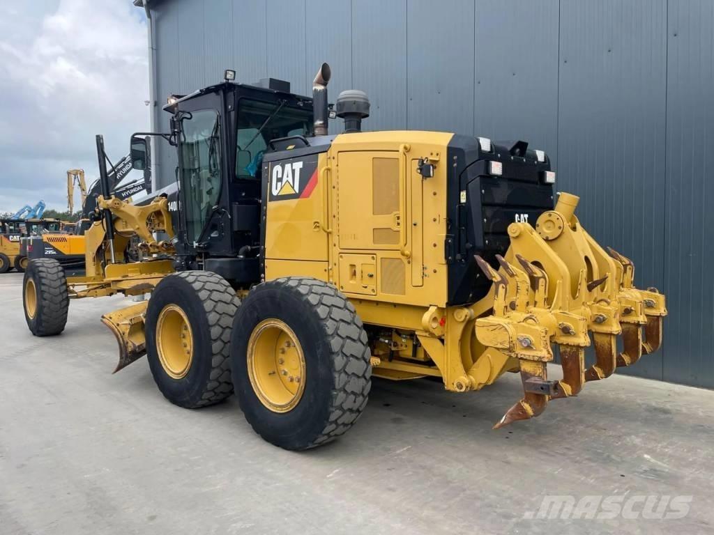 CAT 140M3 Greideriai