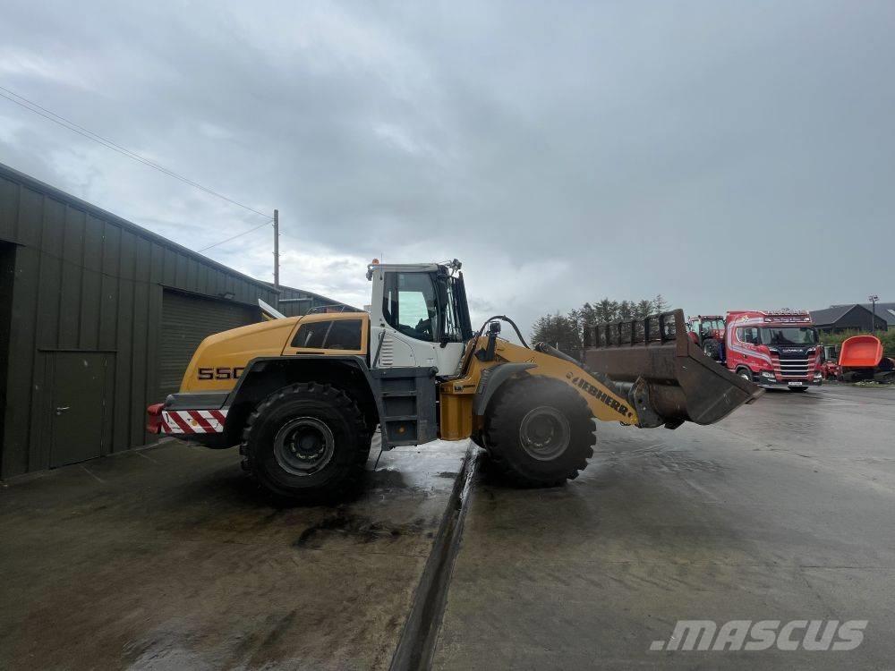 Liebherr L 550 Naudoti ratiniai krautuvai