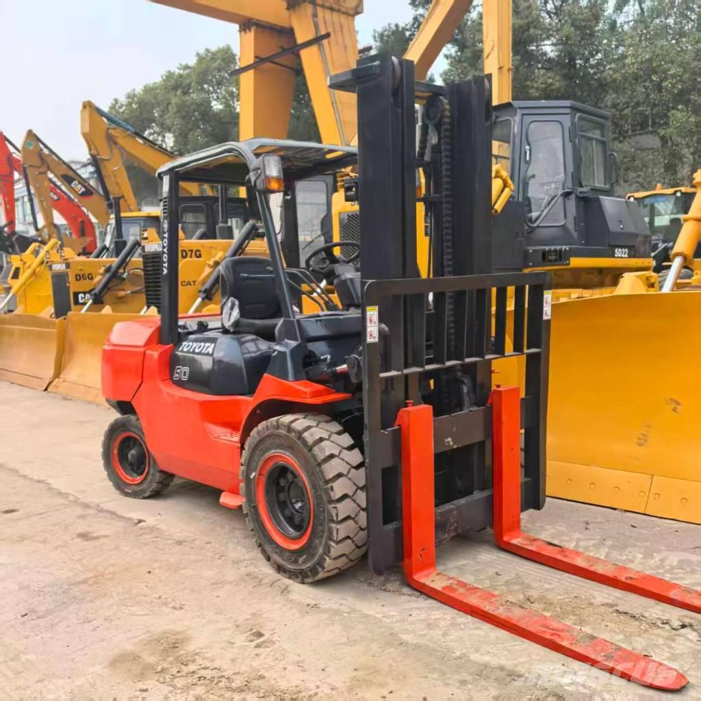 Toyota 7FD50 Dyzeliniai krautuvai