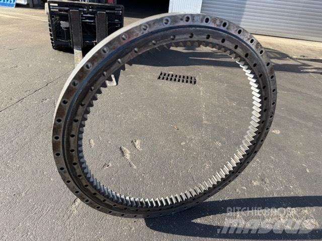 Volvo EW 140 BEARING Transmisijos