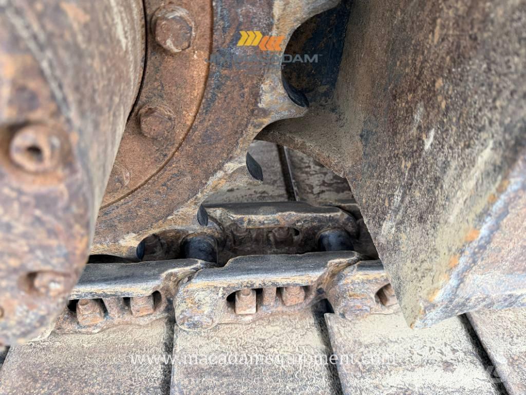 Komatsu PC 130 LC-8 Vikšriniai ekskavatoriai