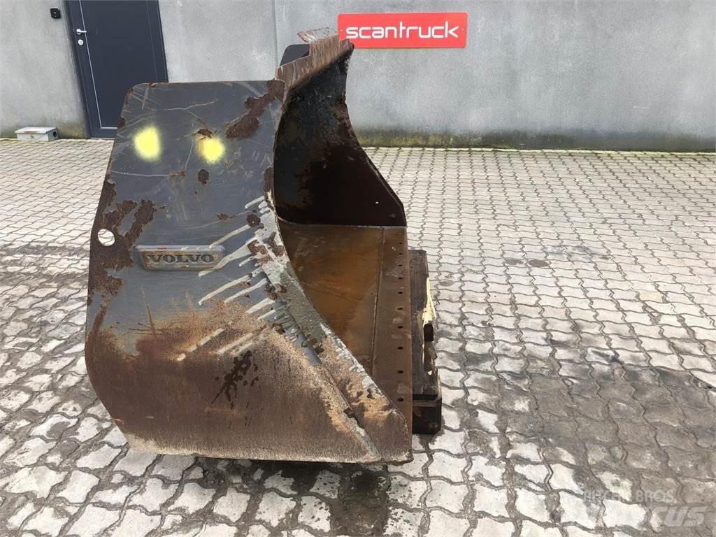  Øvrige Læsseskovl Kaušai