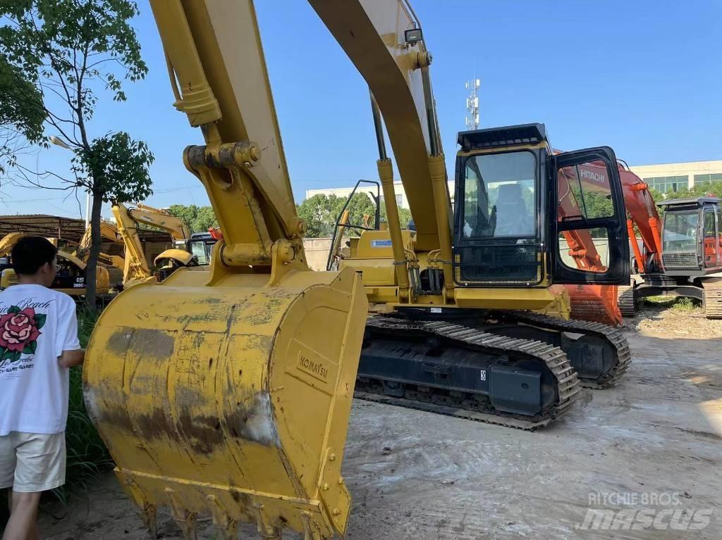 Komatsu PC 200-8 Vikšriniai ekskavatoriai