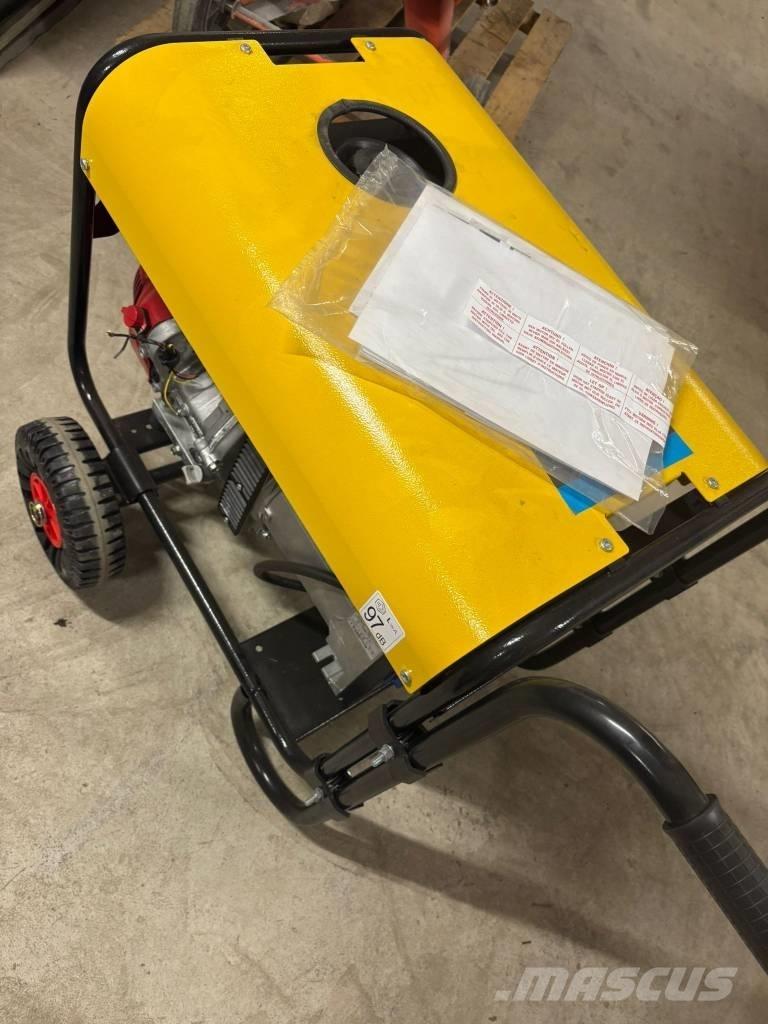 Atlas Copco QEP 8 Benzininiai generatoriai