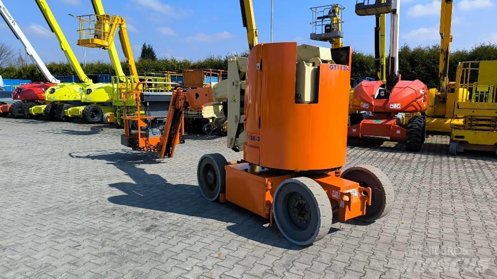 JLG E 300 AJP Alkūniniai keltuvai