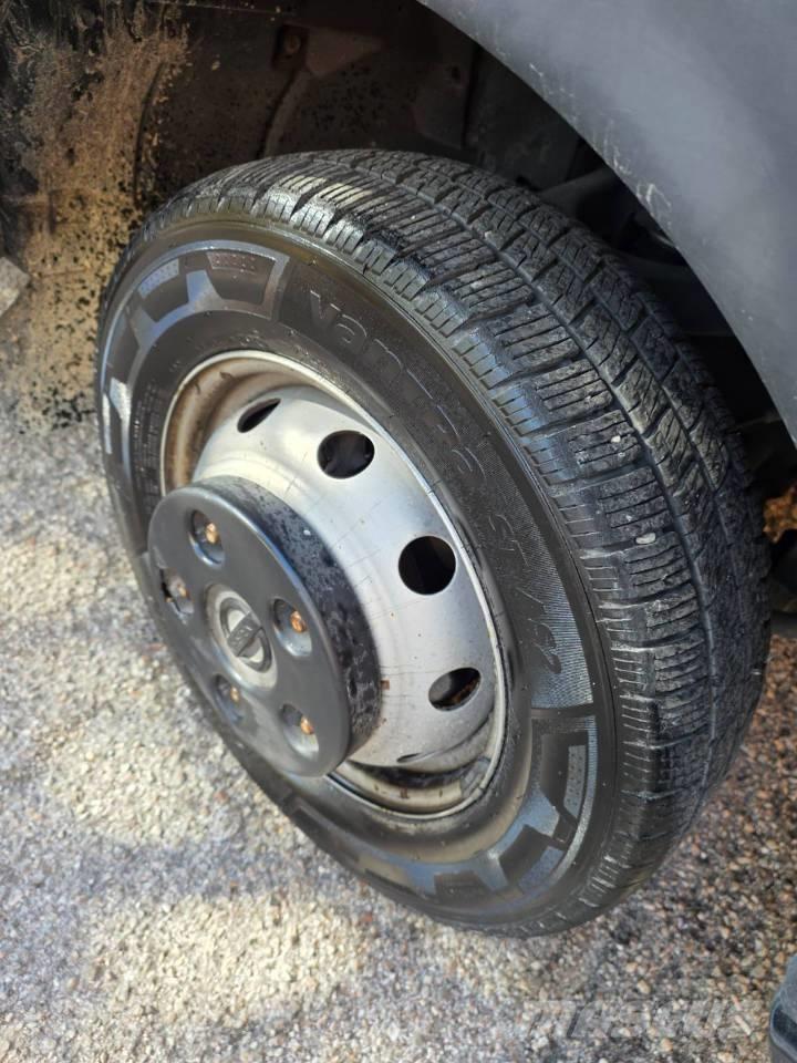 CTE ZED 20 Ant vilkikų montuojamos kėlimo platformos