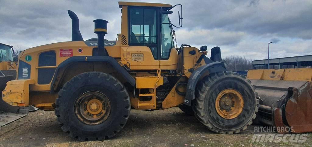 Volvo L110G Naudoti ratiniai krautuvai