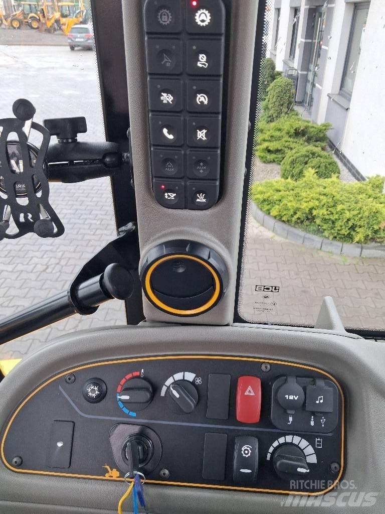 JCB TM 320 S Teleskopiniai krautuvai žemės ūkiui