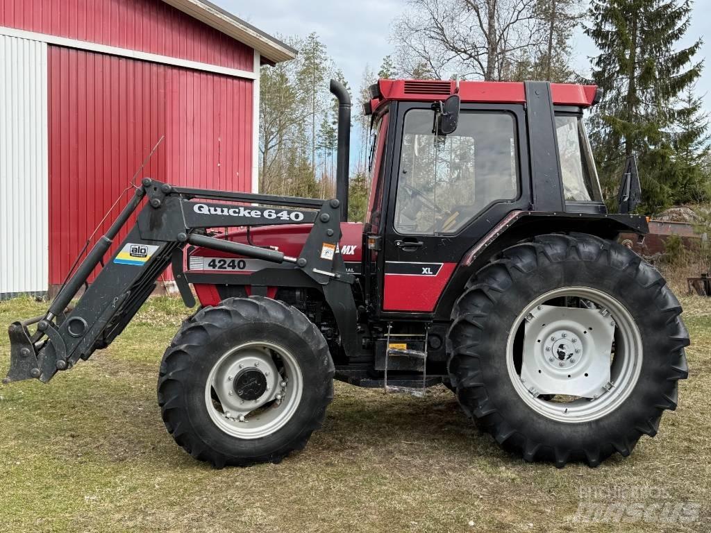 Case IH 4240 Traktoriai