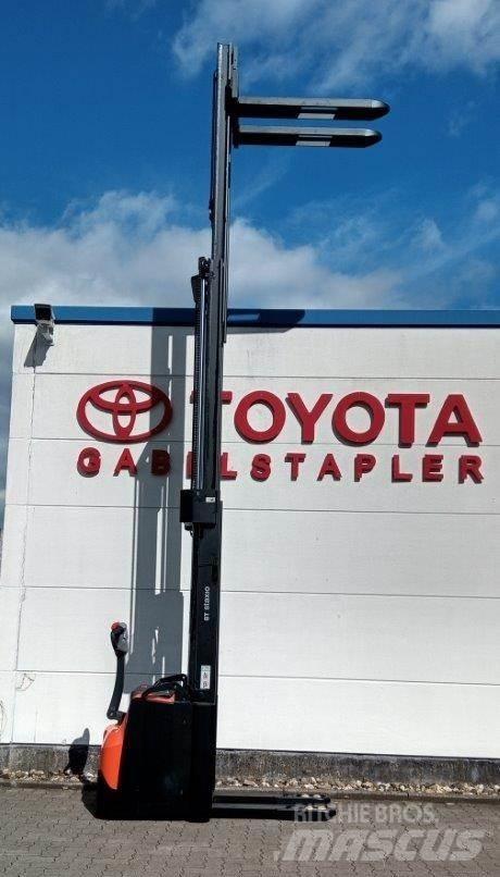 Toyota BT SWE145L Rankiniai vėžimėliai