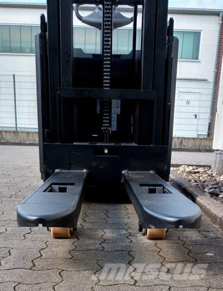 Toyota BT SWE145L Savaeigiai rietuvai