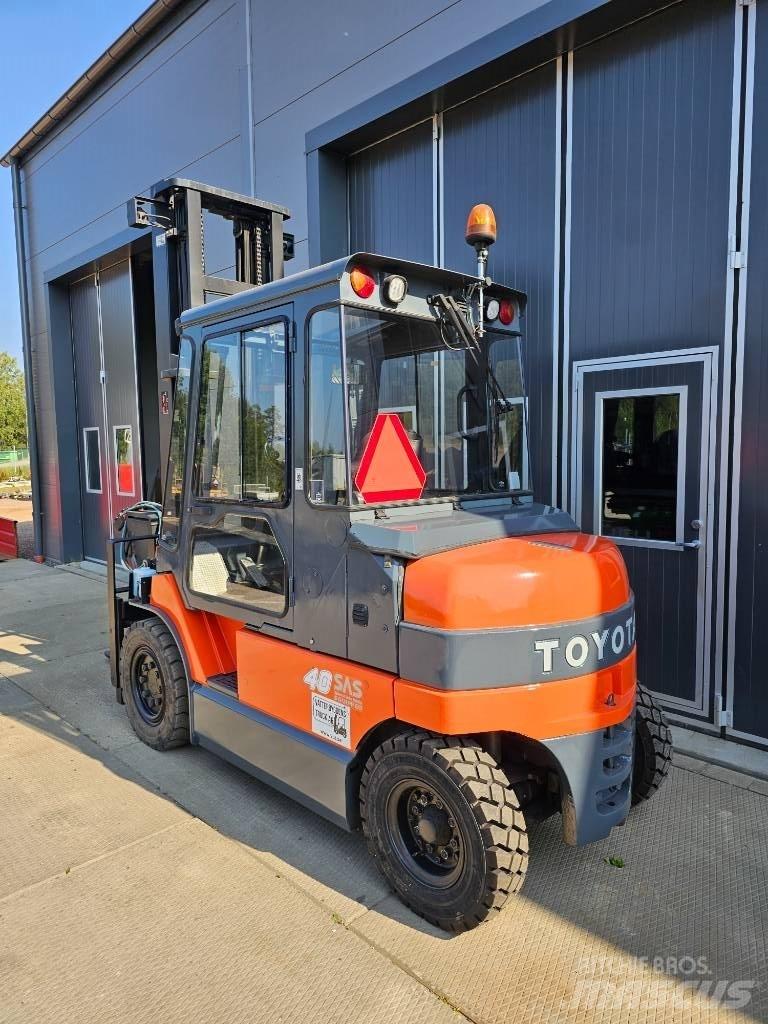 Toyota 7 FBMF 40 Elektriniai šakiniai krautuvai