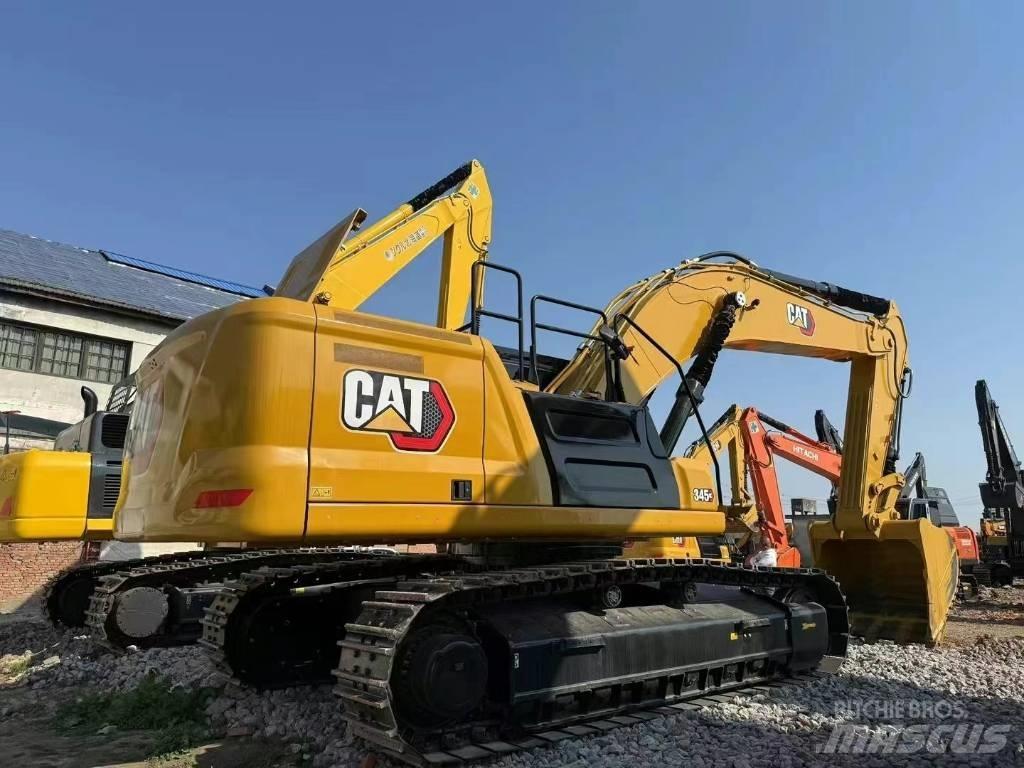 CAT 345GC Vikšriniai ekskavatoriai