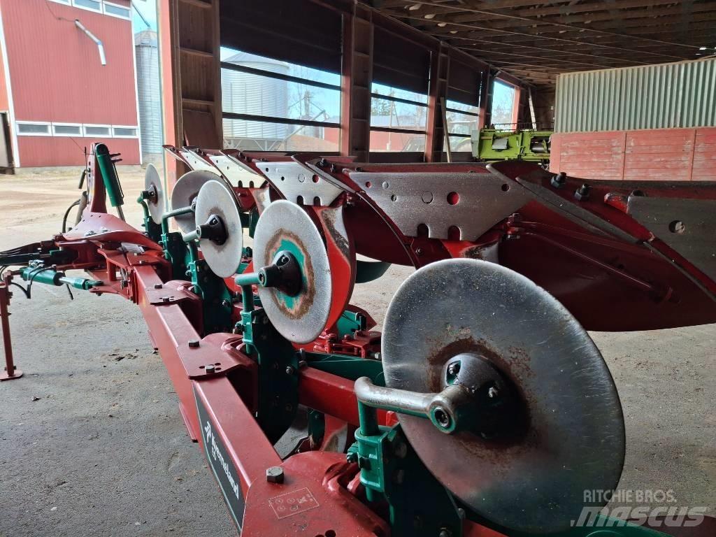 Kverneland ED85 Apverčiamieji plūgai