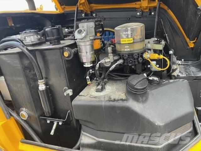 JCB 86 C-2 Vidutinės galios ekskavatoriai 7-12 t