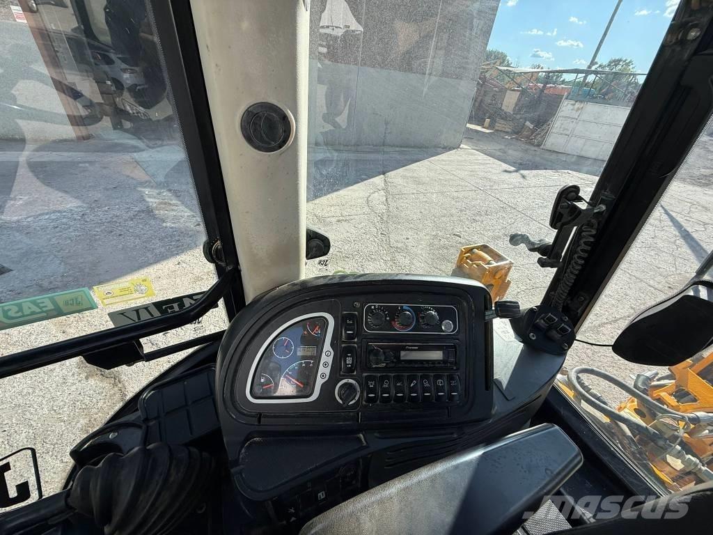 JCB 3 CX Ekskavatoriniai krautuvai