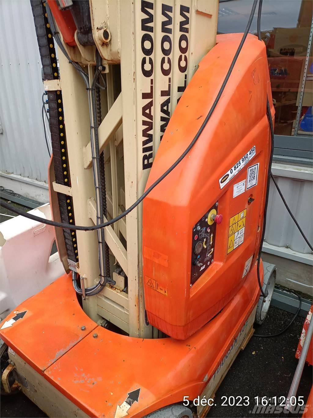 JLG T10E Kiti keltuvai ir platformos